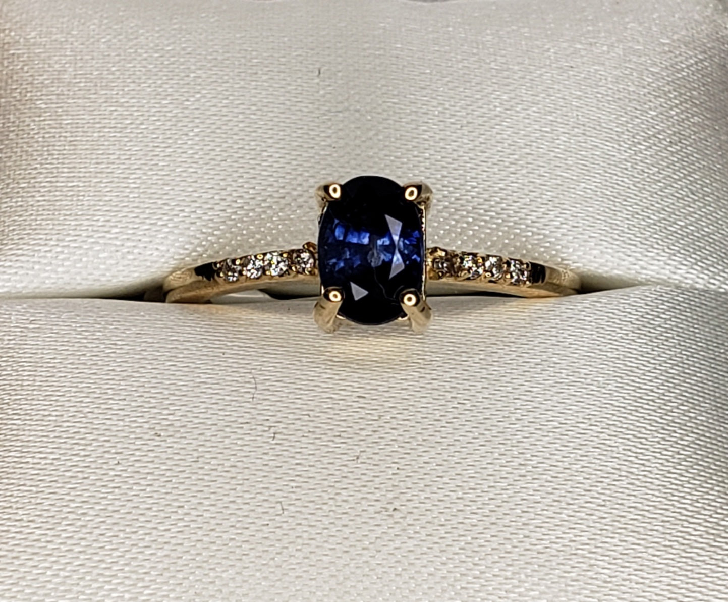 Yellow Gold & Natural Sapphire Ring with Diamonds - 10KT