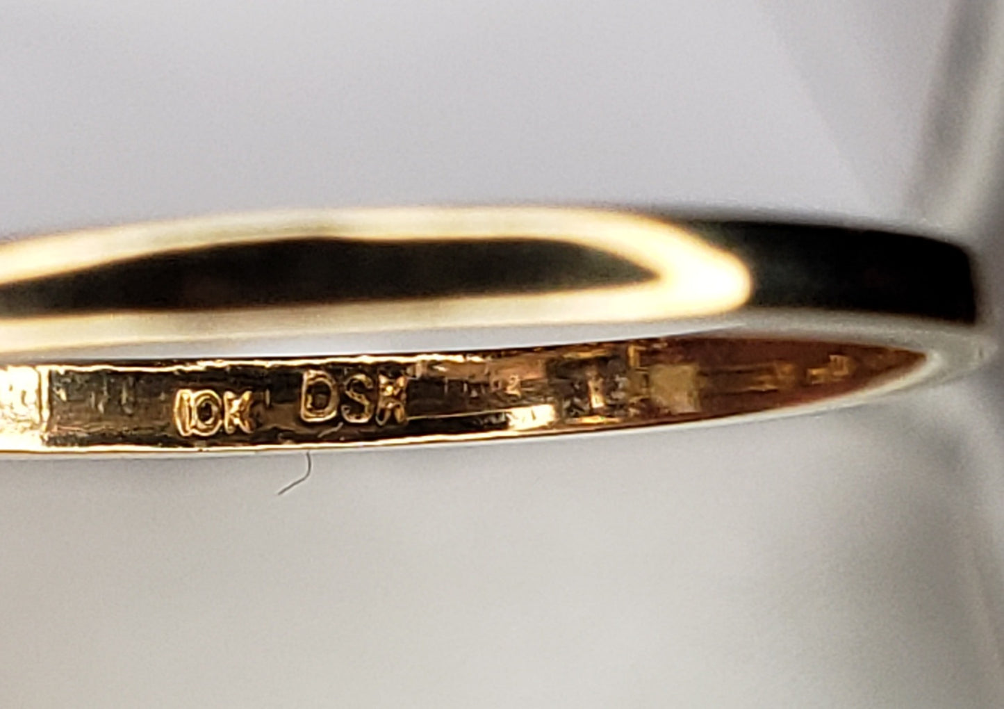 Yellow Gold & Natural Sapphire Ring with Diamonds - 10KT
