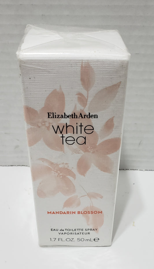 Eau de toilette en vaporisateur pour femme au thé blanc et à la fleur de mandarine d'Elizabeth Arden