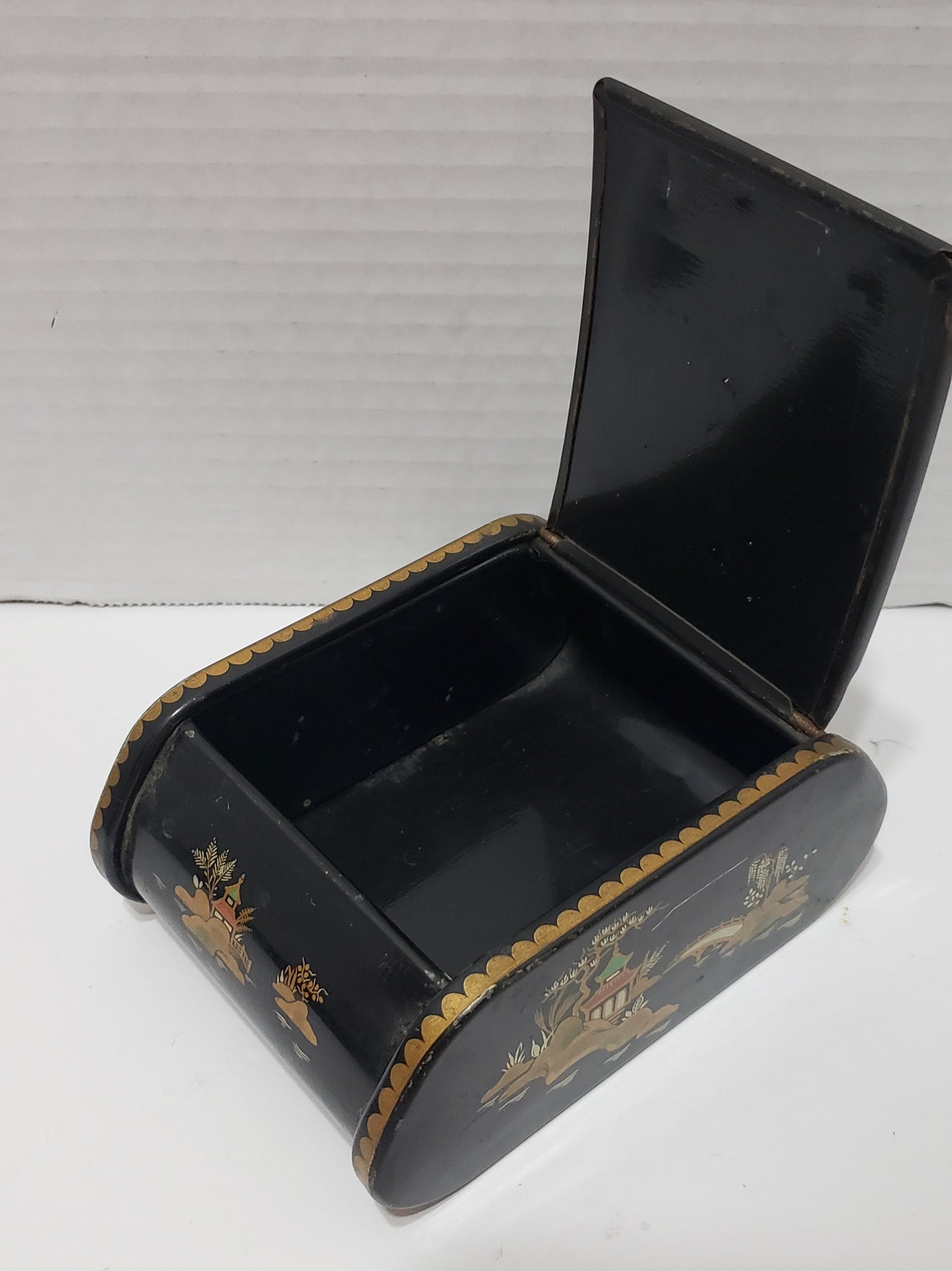 Oriental Cigarette/Trinket Box - Metal - Vintage