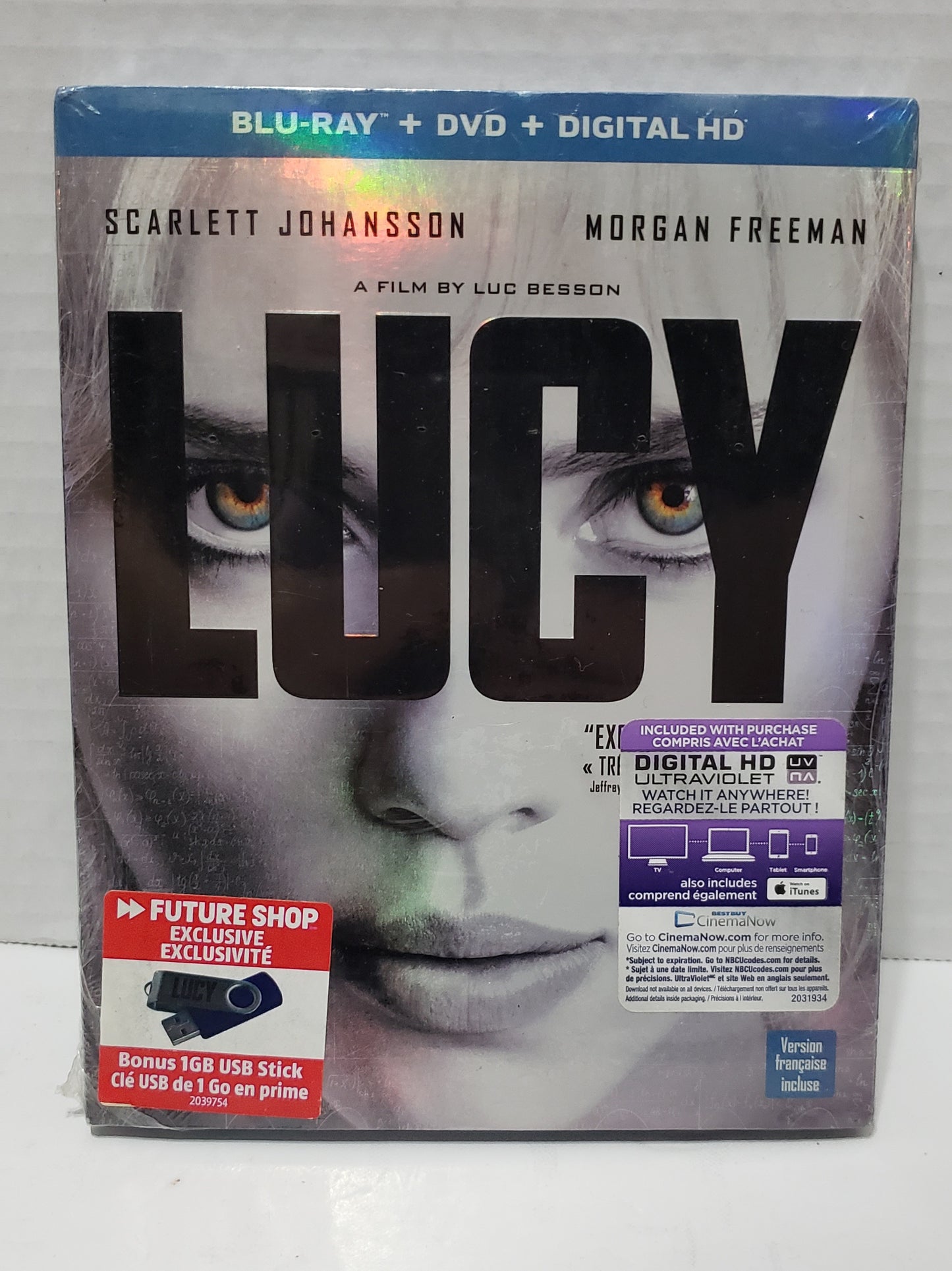 Lucy, Future Shop Exclusive, 1GB USB Stick - Blu-ray
