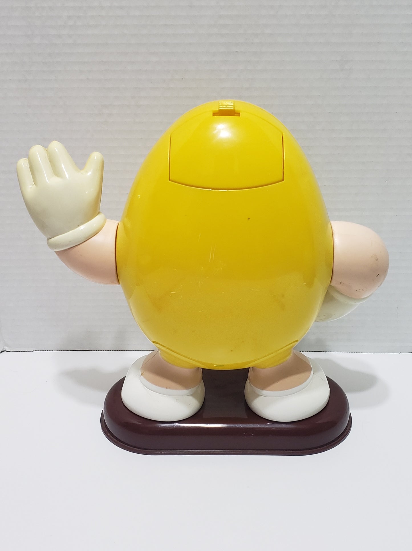 M&M Candy Dispenser, Yellow, Vintage 1991
