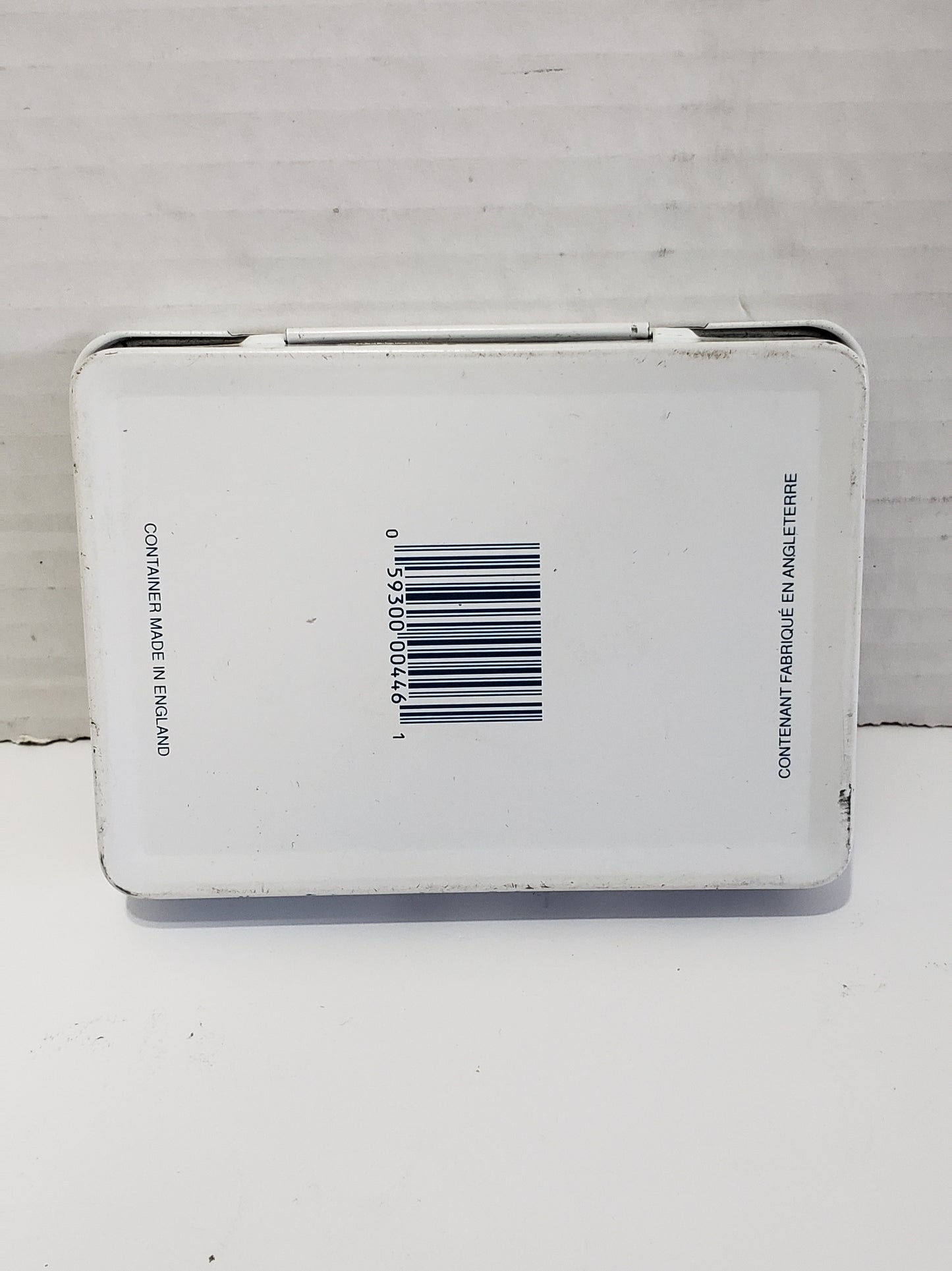 Player's Extra Light Cigarette Tin Case - Holds 25 Cigarettes