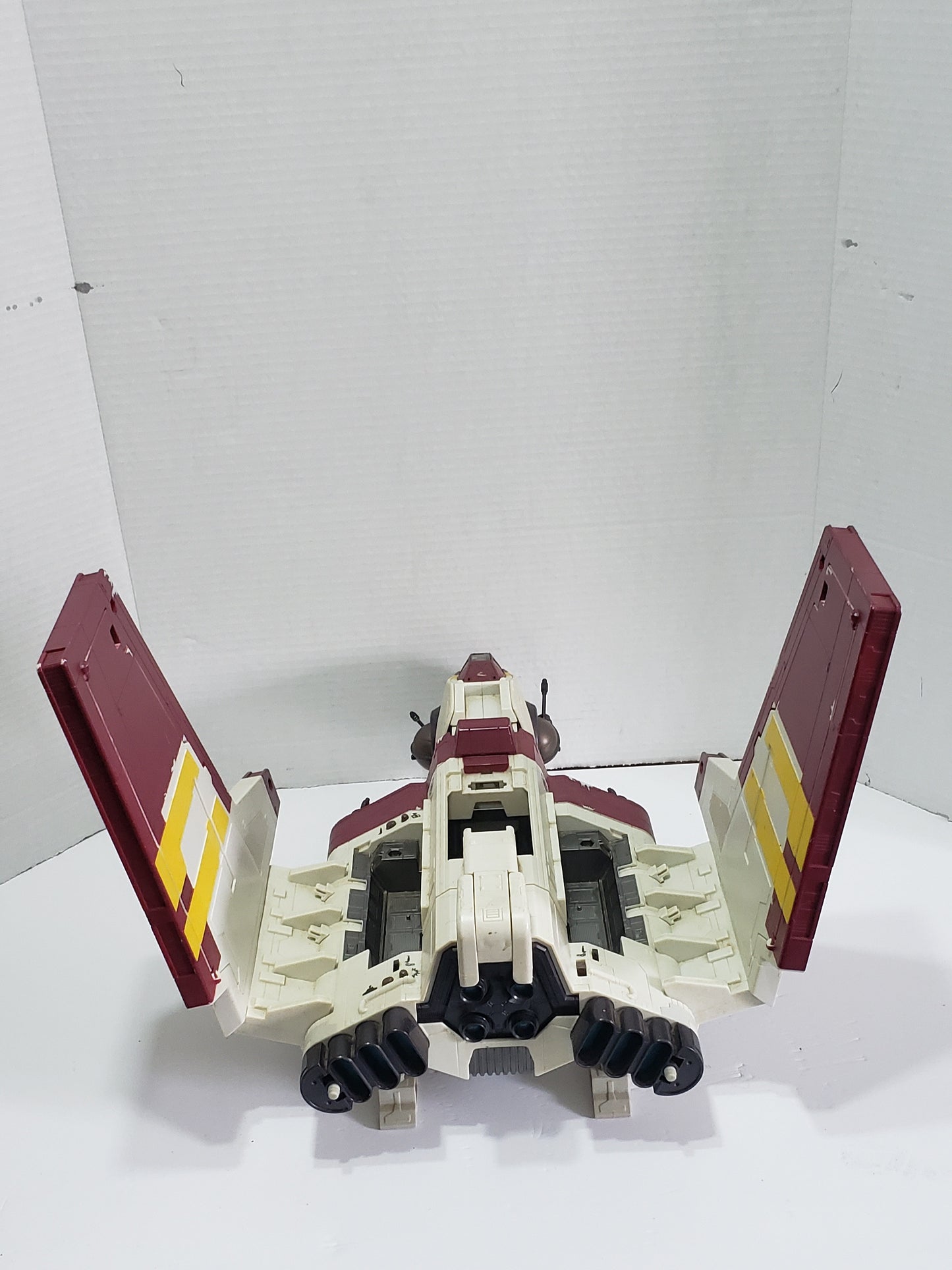 Star Wars Clone Wars Republic Attack Shuttle - 2010